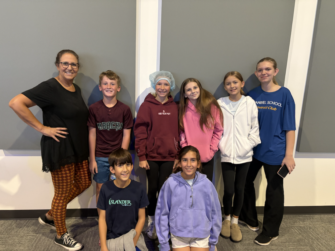 Students take part in meal packing event